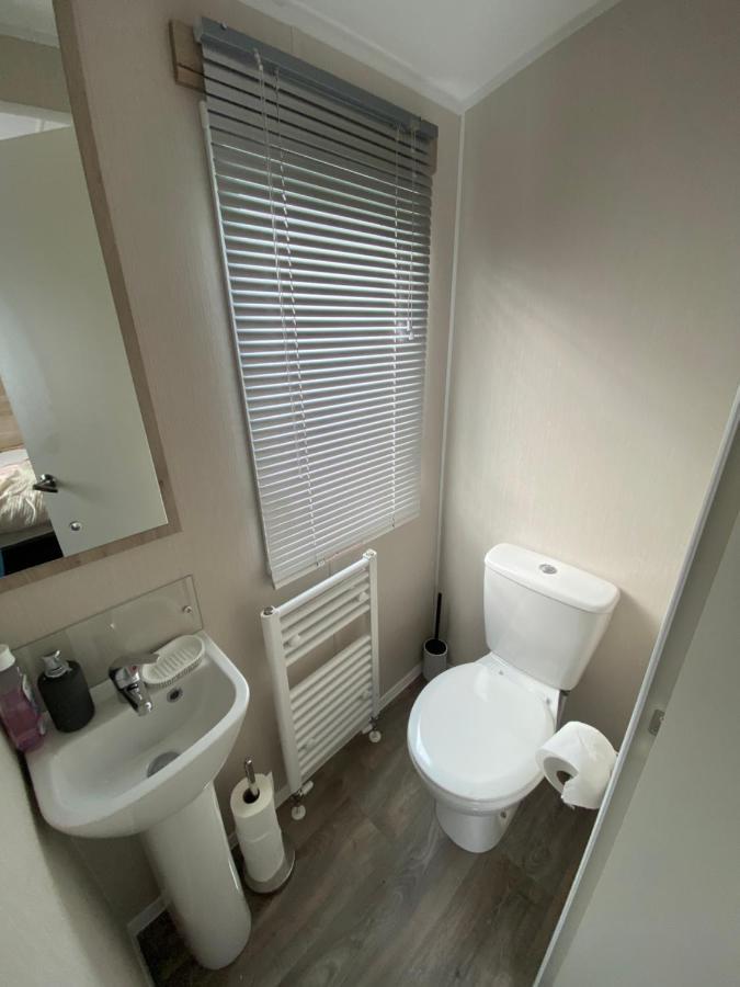 Meadow View 171 - Golden Palm - Central Heating, Wifi, Pet Friendly, Bed Linen - Meadow Lakes Caravan & Lodge Hire Chapel Saint Leonards Εξωτερικό φωτογραφία